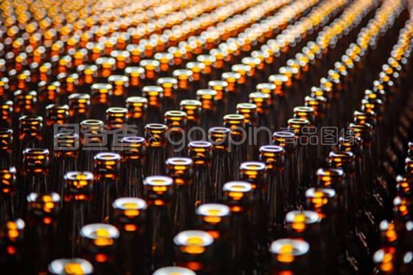 生產玻璃容器的工廠用玻璃瓶.玻璃瓶質地