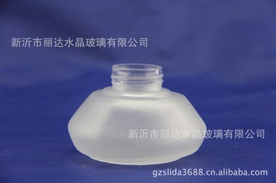 【玻璃工廠 汽車香水瓶LDC113】價格,廠家,圖片,其他玻璃包裝容器,新沂市麗達水晶玻璃-